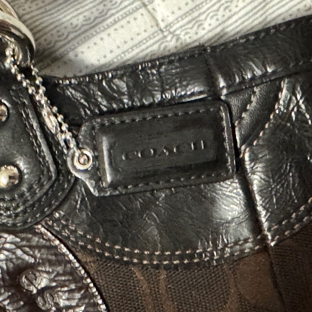 Coach signature Black and Brown Circle Patchwork Shoulder Bag - Picture 3 of 6